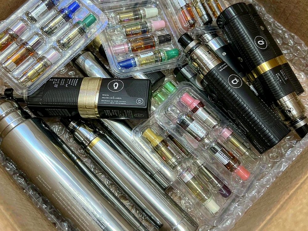 B2B Supply of Naples VapeCon — no minimum MOQ