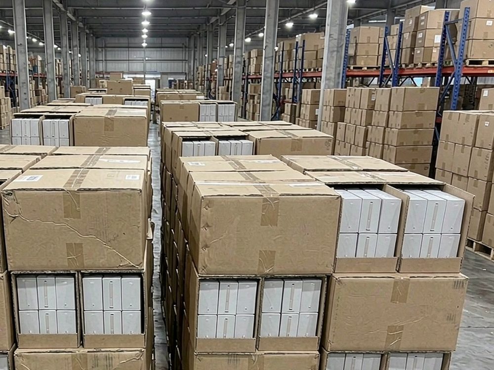 B2B Supply of Naples VapeCon — premium tier