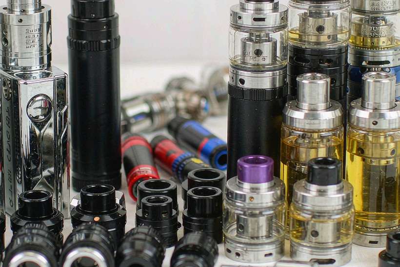 B2B Supply of VapeCon accessories — small parcel
