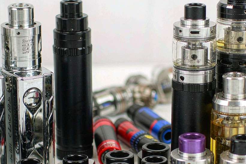 Buyer's Guide to VapeCon in Naples — container load