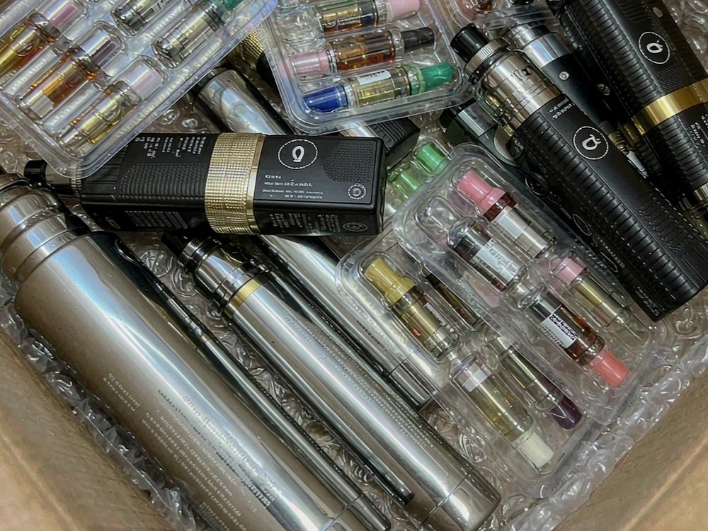 Case Study: VapeCon products in Naples — no minimum MOQ