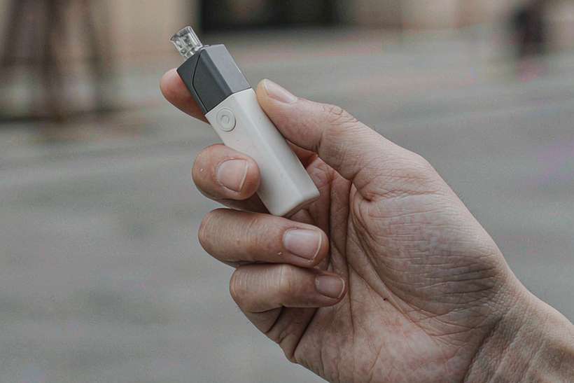 Comparison of Naples VapeCon Suppliers — Middle East