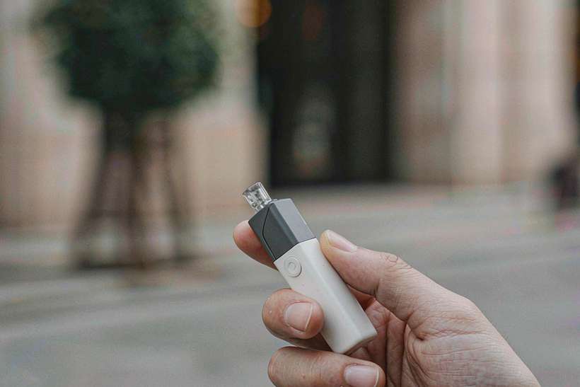 Comparison of VapeCon e-liquid Suppliers — small parcel