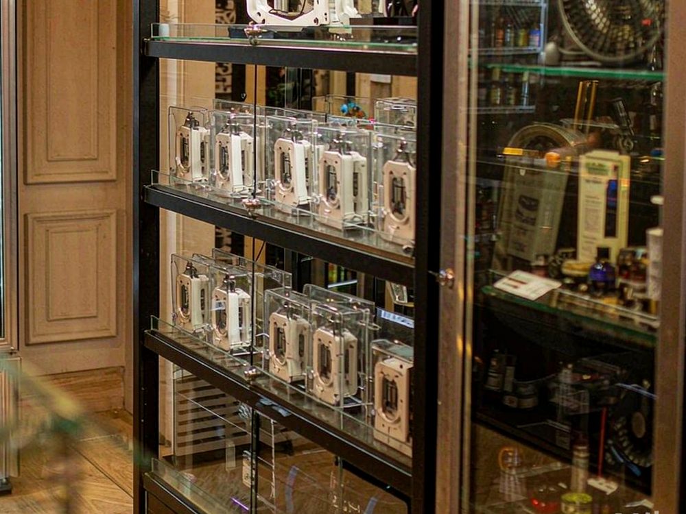 Compliance Notes for VapeCon hardware — no minimum MOQ