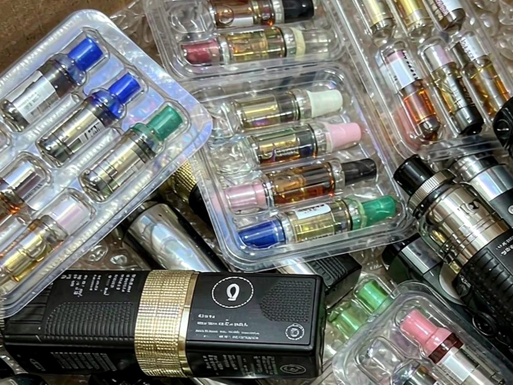 FAQ on VapeCon products in Naples — no minimum MOQ