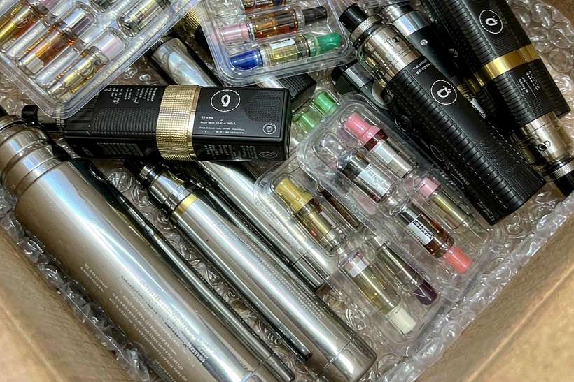 Flavor Catalog of VapeCon products in Naples — container load