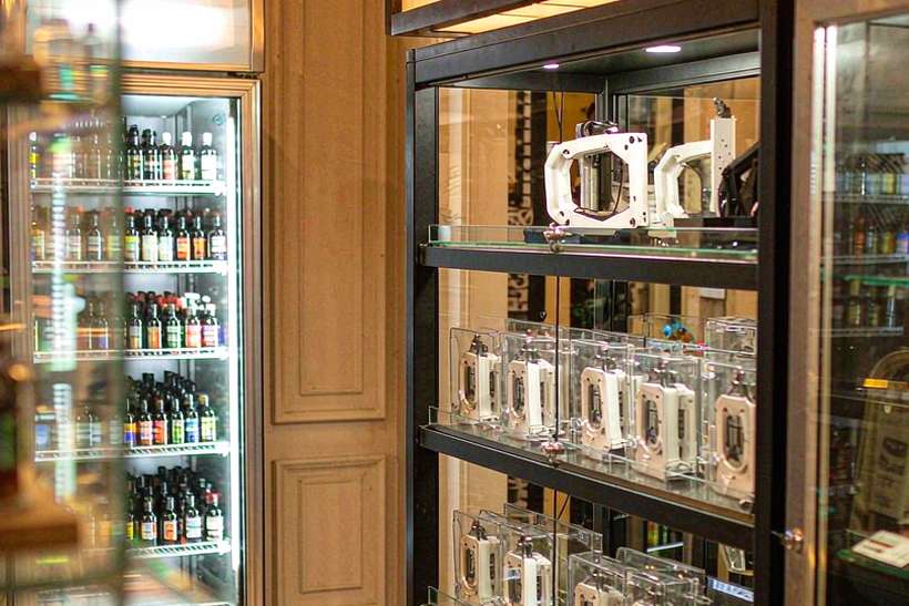 How to Store VapeCon accessories — Asia Pacific