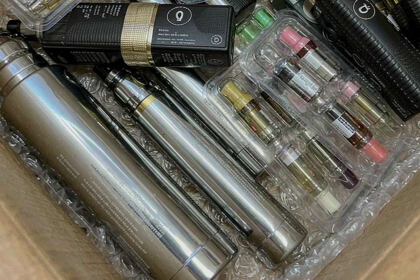 Import Guide for VapeCon accessories — bulk case