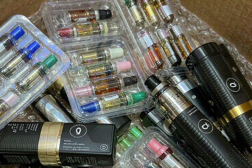 Launch Plan for VapeCon hardware — Spring catalog