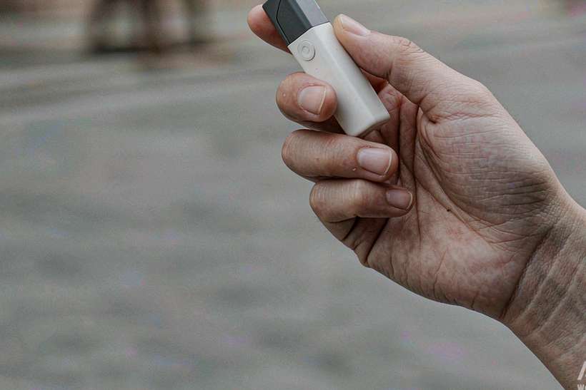 Launch Plan for VapeCon products in Naples — small parcel