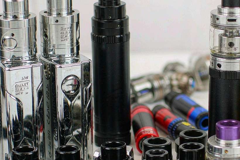 Launch Plan for VapeCon tanks — Spring catalog