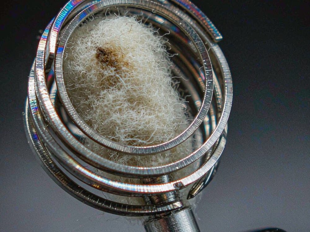 Market Overview of VapeCon disposables — premium tier