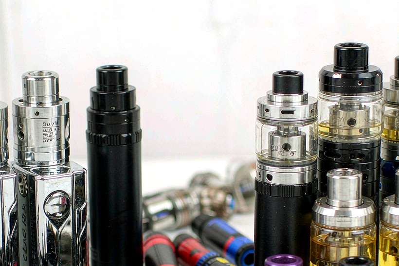 Market Overview of VapeCon in Naples — container load