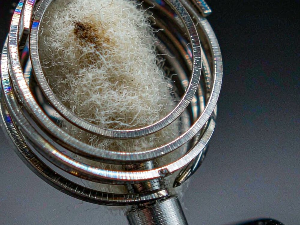 Market Overview of VapeCon products in Naples — premium tier