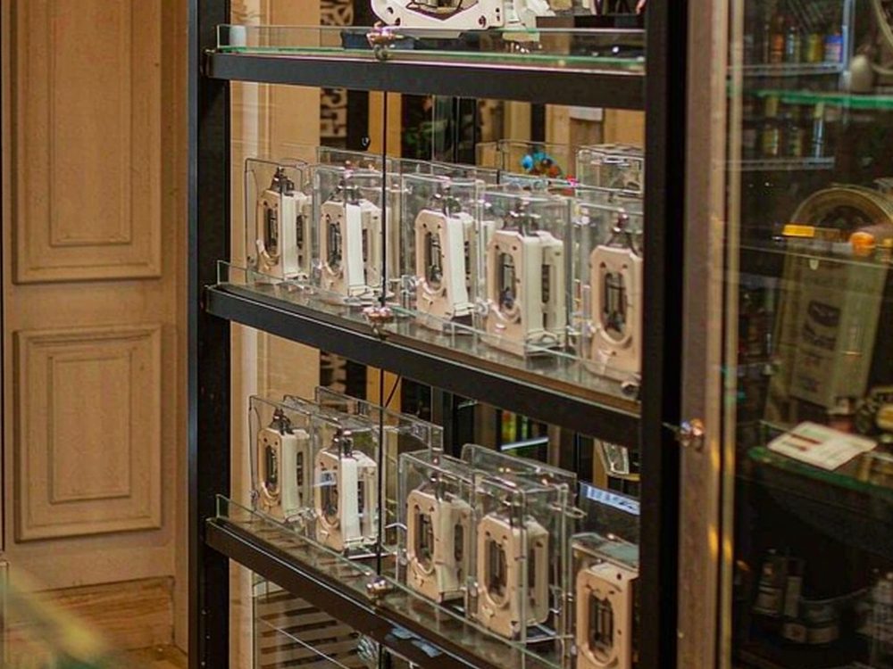 MOQ and Lead Time for VapeCon bundles — for resellers