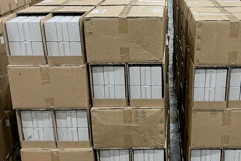 MOQ and Lead Time for VapeCon hardware — container load