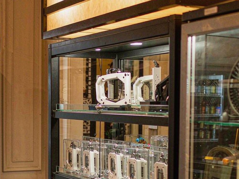 MOQ and Lead Time for VapeCon in Naples — bulk case