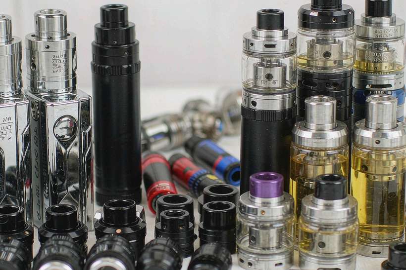 MOQ and Lead Time for VapeCon in Naples — limited batch