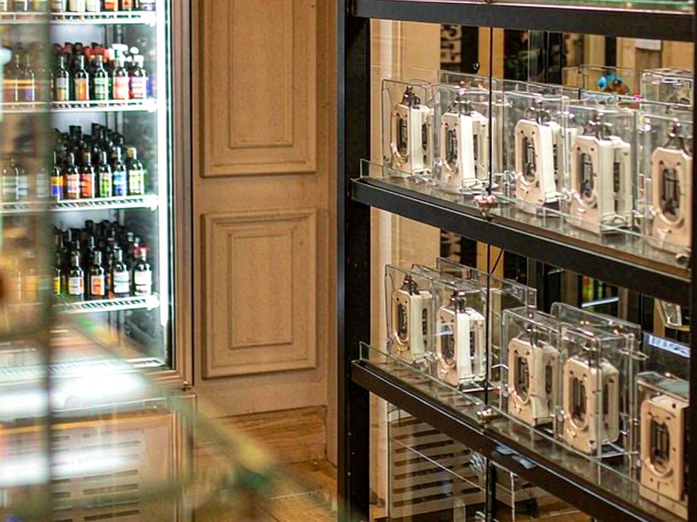 MOQ and Lead Time for VapeCon mods — premium tier