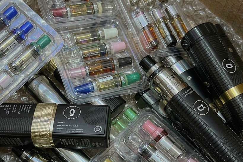 OEM and ODM Options for VapeCon kits — EU stock