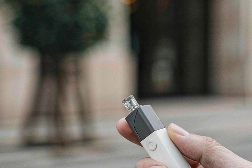 Regional Review of VapeCon accessories — Spring catalog