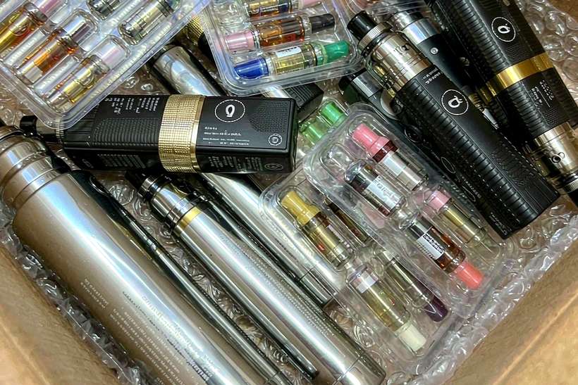 Reseller Guide to VapeCon bundles — bulk case