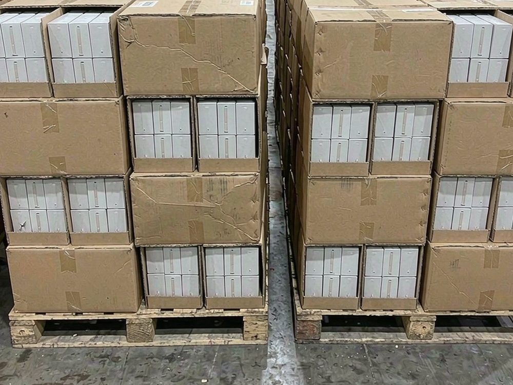 Restocking VapeCon products in Naples — bulk case