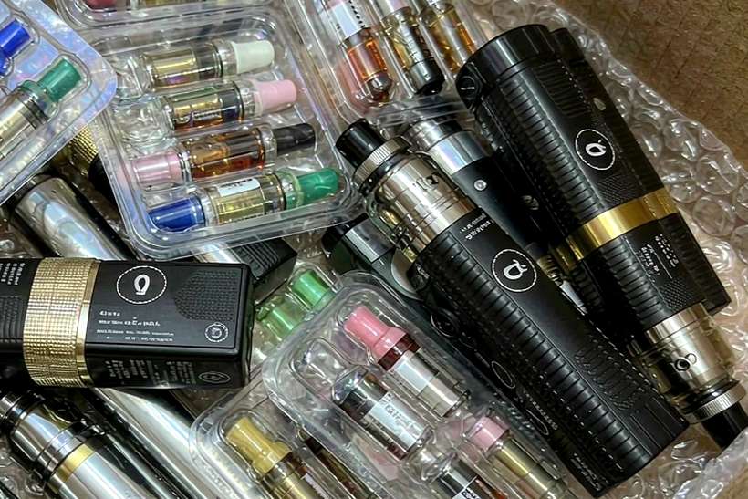 Sourcing Report on Naples VapeCon — express air
