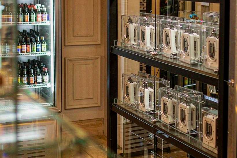 Sourcing Report on VapeCon products in Naples — Winter special