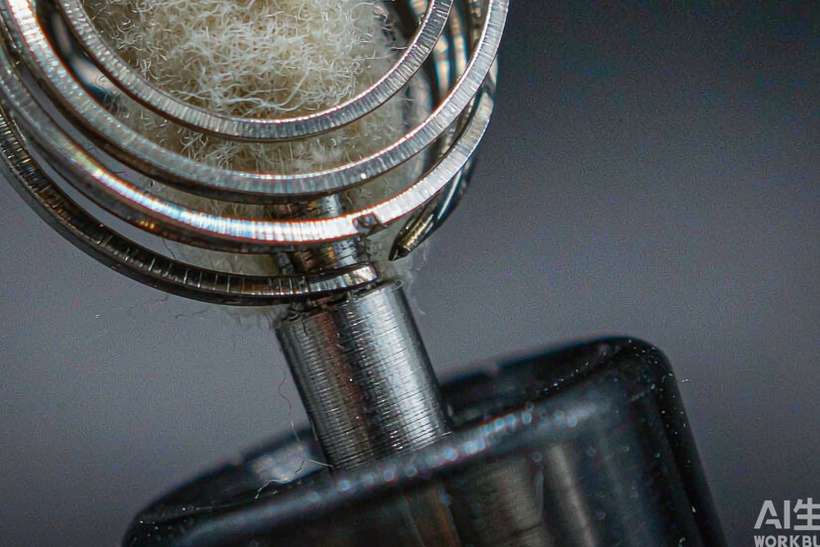 Top Picks of VapeCon accessories — small parcel