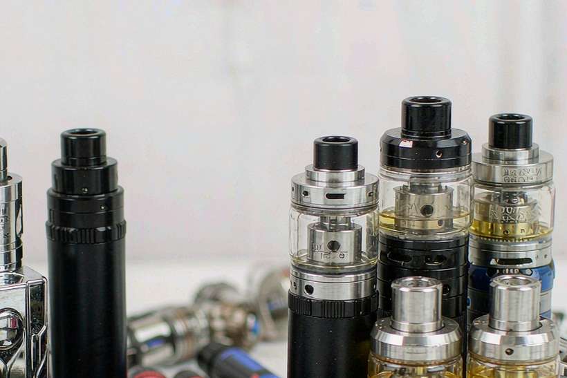 Updated Price List for VapeCon kits — small parcel