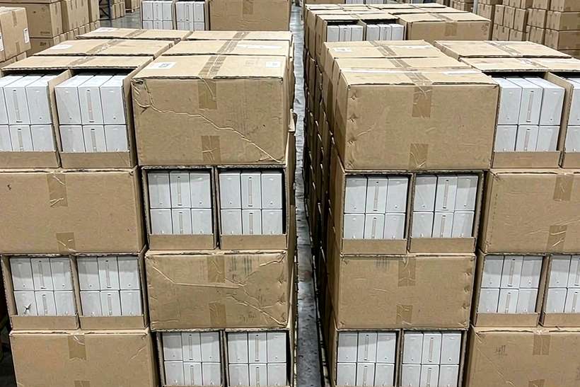 Warehouse Options for VapeCon products in Naples — OEM available