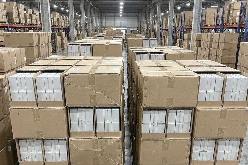 Warranty Notes for VapeCon products in Naples — container load