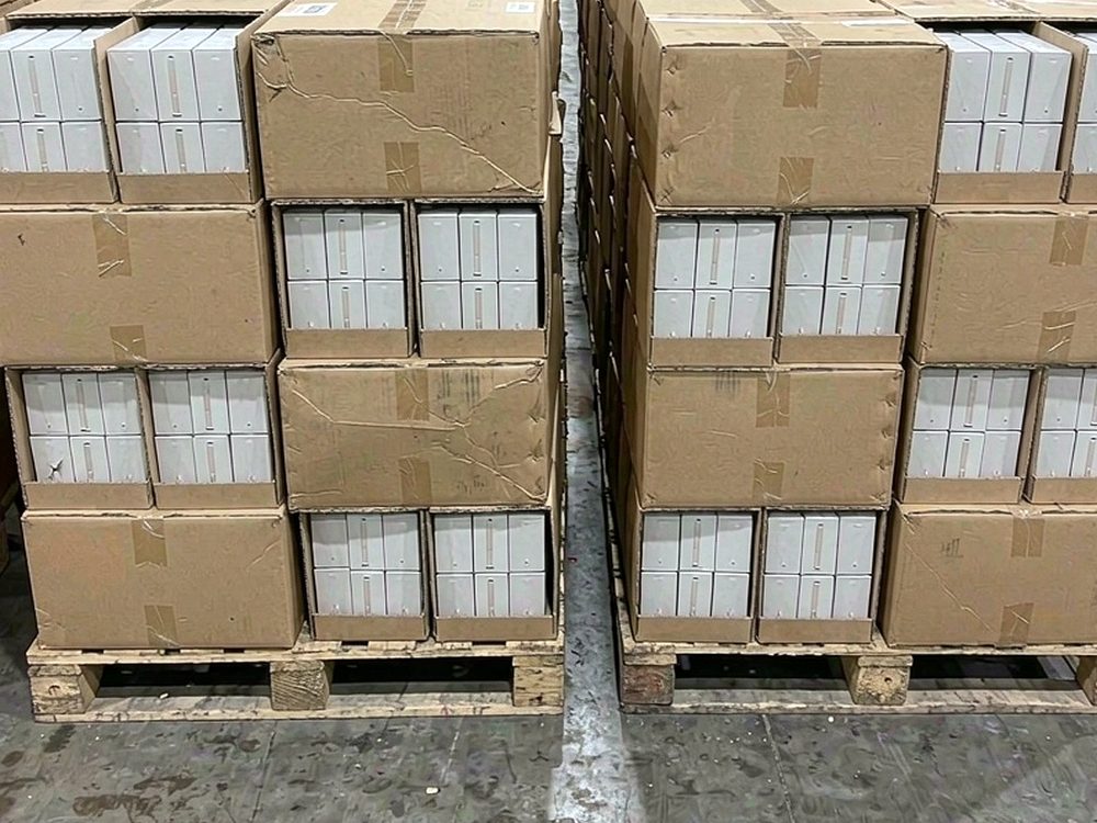Wholesale Naples VapeCon — bulk case