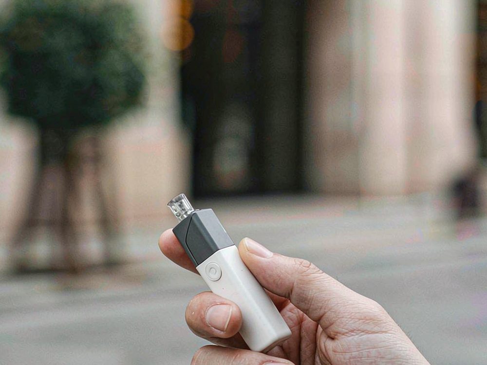 Wholesale VapeCon products in Naples — 2026